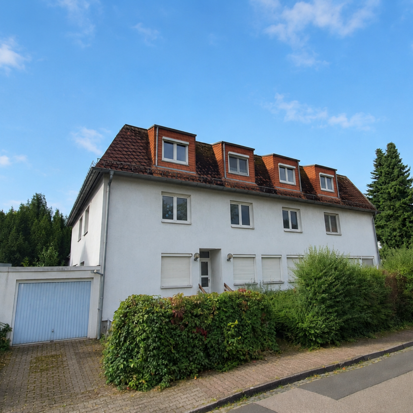 Frontansicht des Bestandsgebäudes Hohemarkstraße 17 in Frankfurt-Niederursel